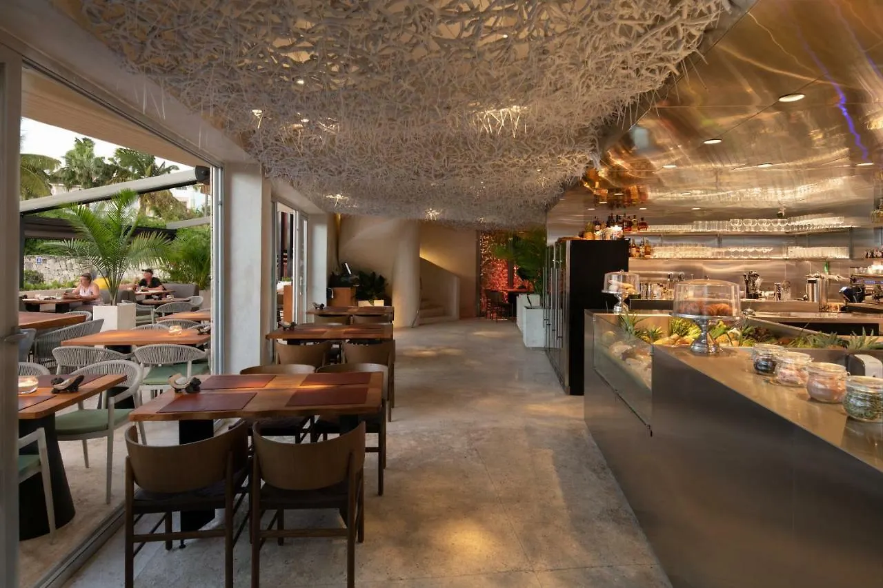 Truecost Suites Deluxe Playa Bavaro - Free Wifi & Free Beach Club Access Πούντα Κάνα Ξενοδοχείο